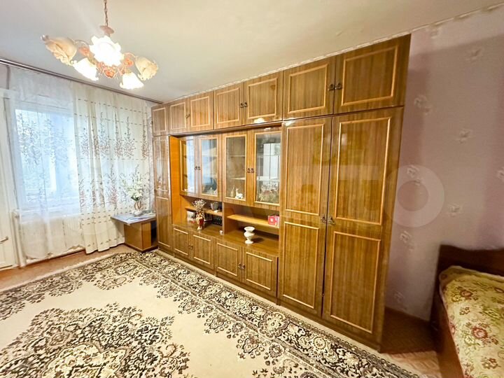 1-к. квартира, 37 м², 1/9 эт.
