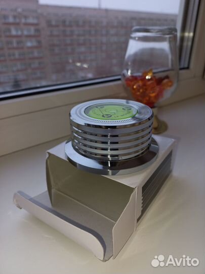 Прижим для винила