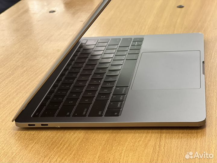 Apple MacBook Pro 13 2017