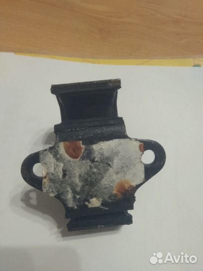 Подушка двигателя Subaru 74102-2540