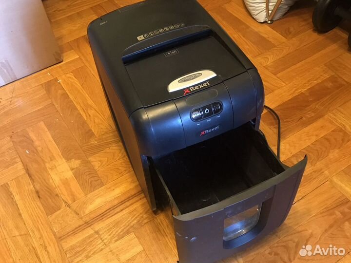 Уничтожитель бумаги Rexel 130M