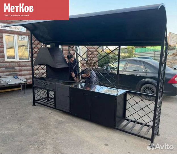 Мангал с печью под казан и крышей