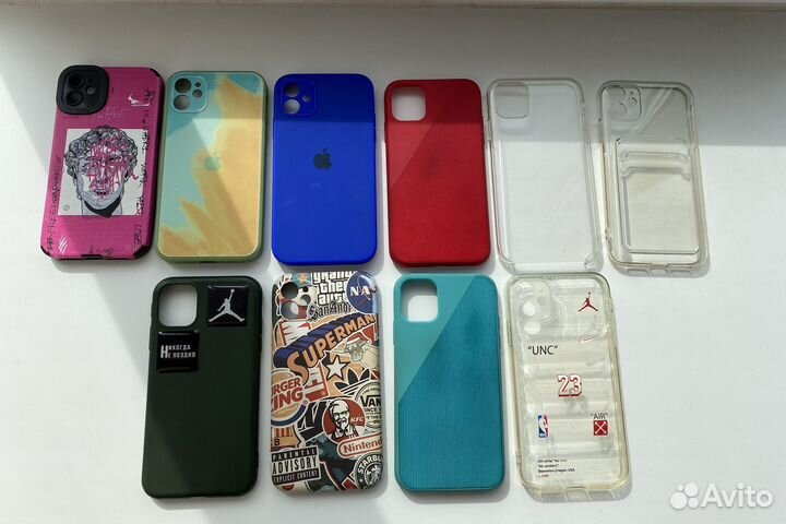 Чехлы на iPhone 11