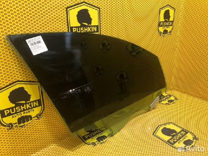 Стекло двери передней правой Kia Optima