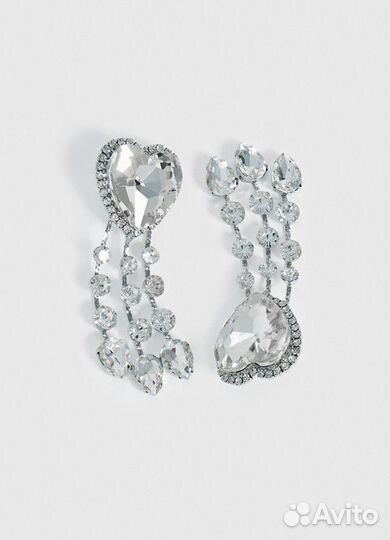 Крупные серьги в форме сердца