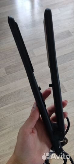 Выпрямитель утюжок для волос