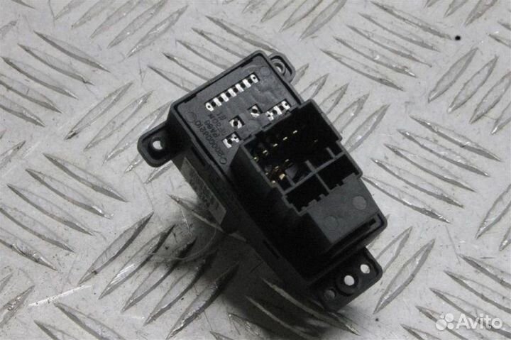 Блок управления зеркалами Ssangyong New Action 2.0