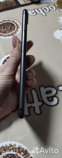 iPhone 8 Plus, 128 ГБ