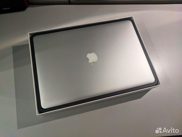 Macbook pro 15 retina late 2013 i7/8/256