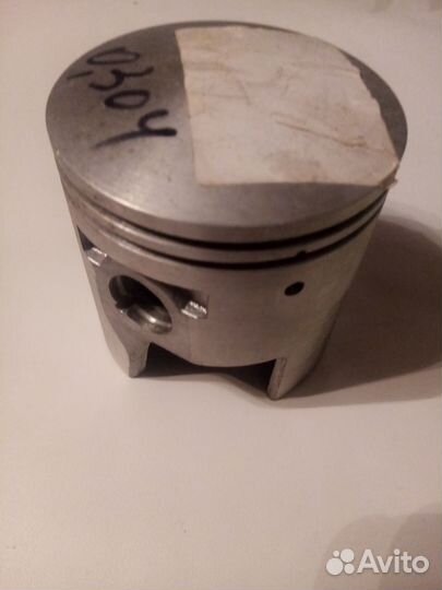 Продам поршень