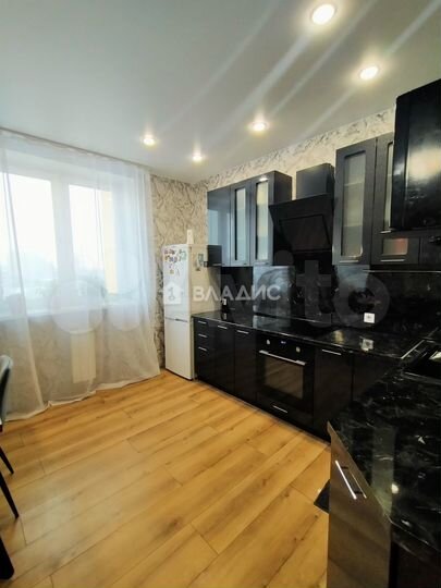 3-к. квартира, 95,2 м², 12/17 эт.