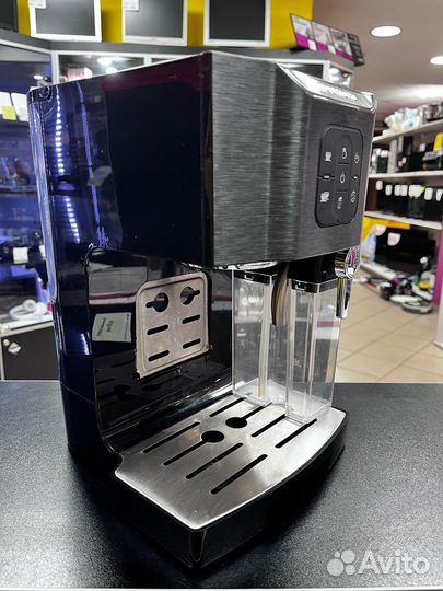 Кофеварка рожковая Redmond RCM-1511 (Пр)