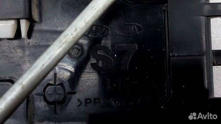 Замок двери передней левой Kia Soul 2 рест. 2021