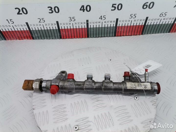 Датчик давления топлива Audi Q3 8U 2014 03L906054