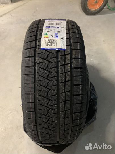 Triangle TL612 225/45 R18