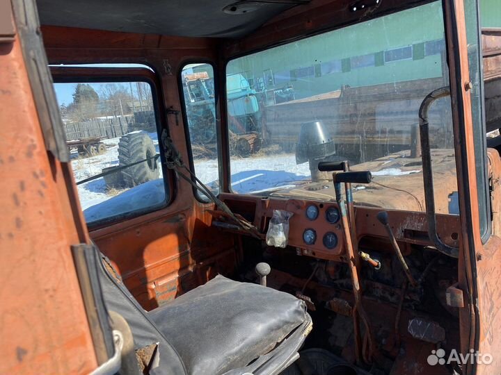 Трактор ВгТЗ ДТ-75, 1982