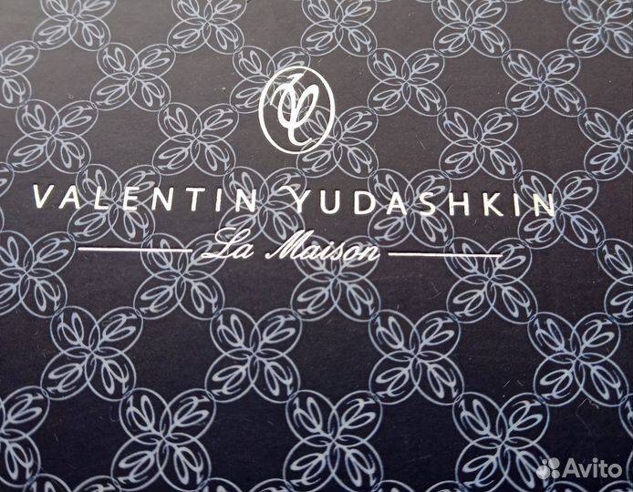 Костяной фарфор от В. Юдашкина