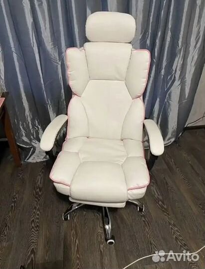 Компьютерное кресло Boss с функцией массажа