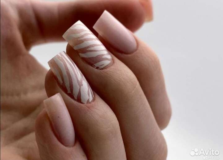 Маникюр и педикюр с покрытием гель-лак