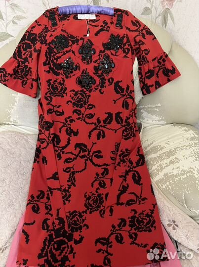 Платье итальянское новое