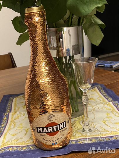 Золотой Чехол на бутылку игристого martini