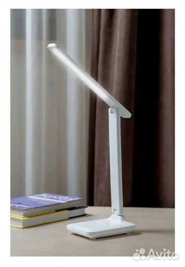 Лампа настольная новая