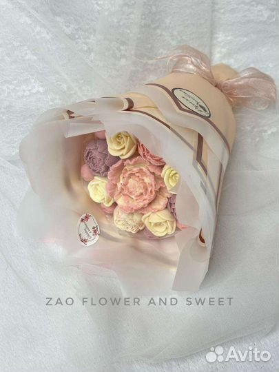 Шоколадные букеты отличный подарок