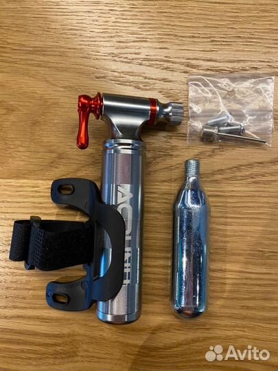 Баллончик CO2. Велосипедный насос CO2