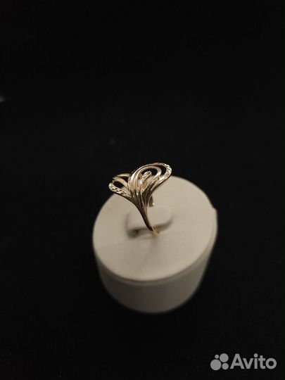 Л.М.Кольцо золото 585пр 2.3гр 18.5 размер