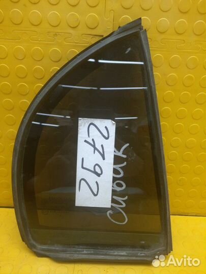 Стекло боковое заднее правое Honda Civic 4D 2006