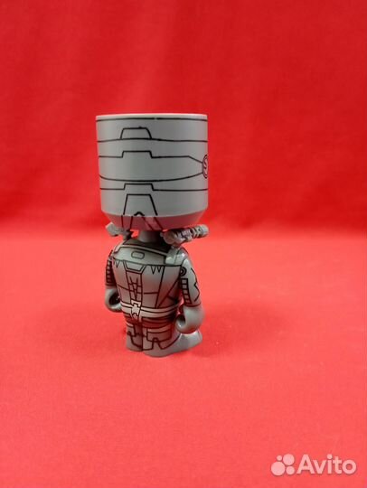 Оригинальные фигурки с трясущимися головами