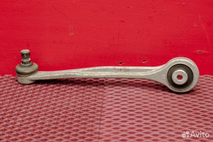 Рычаг подвески верхний передний правый Audi A6 C7