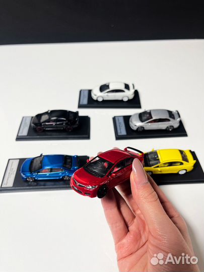 Модель Honda Civic Type R (1:64)