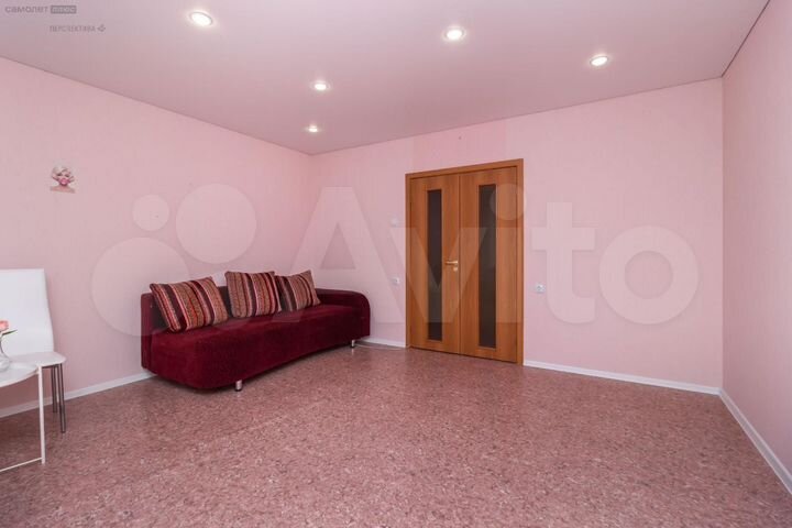 3-к. квартира, 73,4 м², 1/10 эт.