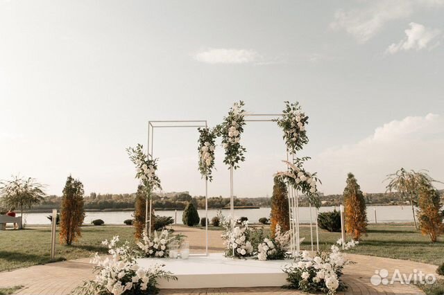 Свадебный декоратор