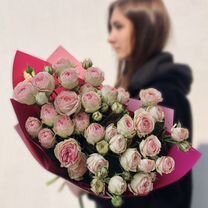 Букет из пионовидных роз, пионов, доставка цветов