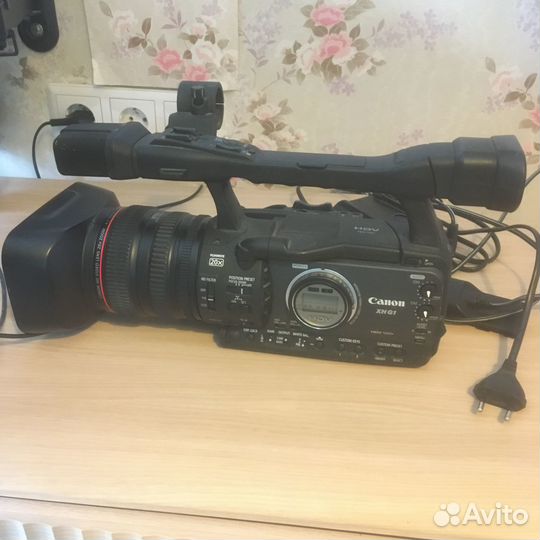 Видеокамера Canon XH G1