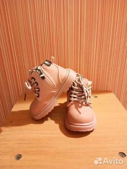 Ботинки демисезонные для девочки