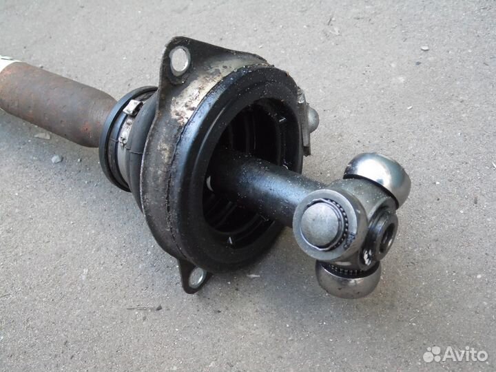 Привод левый механика Рено Логан 2