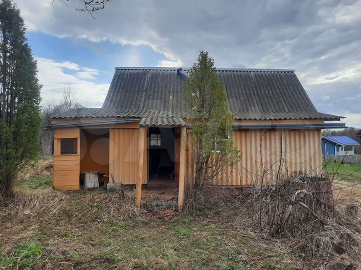 Дом 30 м² на участке 15 сот.