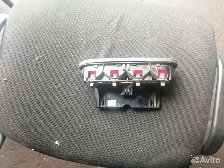 Дополнительный стоп сигнал Mercedes W168