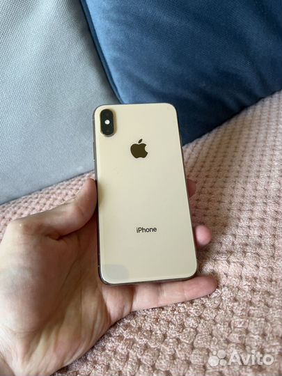 iPhone Xs, 64 ГБ