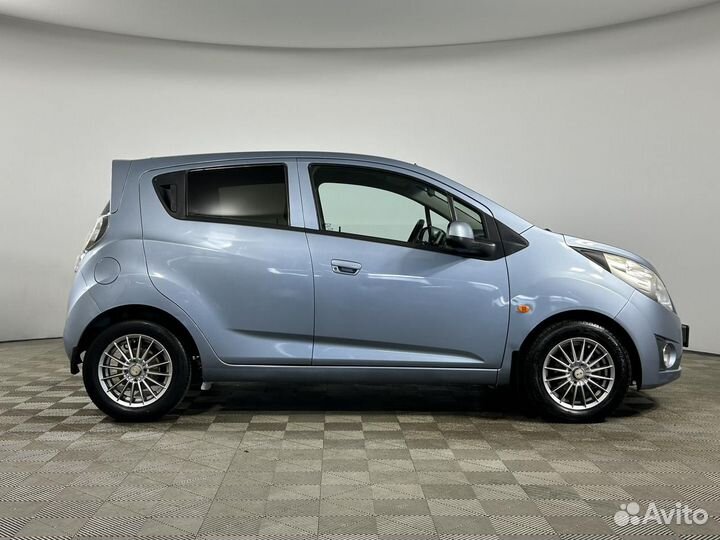 Chevrolet Spark 1.0 AT, 2011, 130 000 км