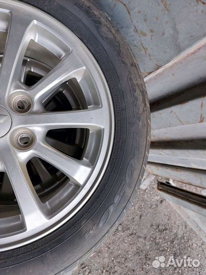 R16 Dunlop SP Sport 2050 205/60, PCD 5x114.3 DIA 67.1