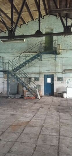 Производство, 1100 м²