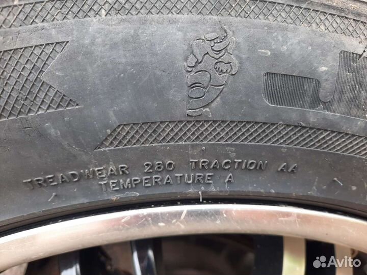 Jinyu YS82 235/55 R19