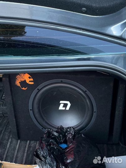 Активный сабвуфер