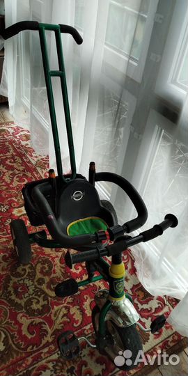 Детский трехколесный велосипед бу
