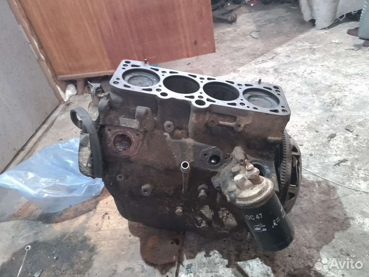 Блок, двигатель, двс. Ауди 80,100. Пассат, Гольф