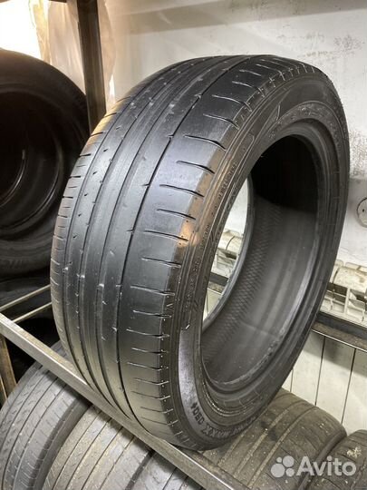 Dunlop SP Sport Maxx 050+ 215/55 R17 94Y
